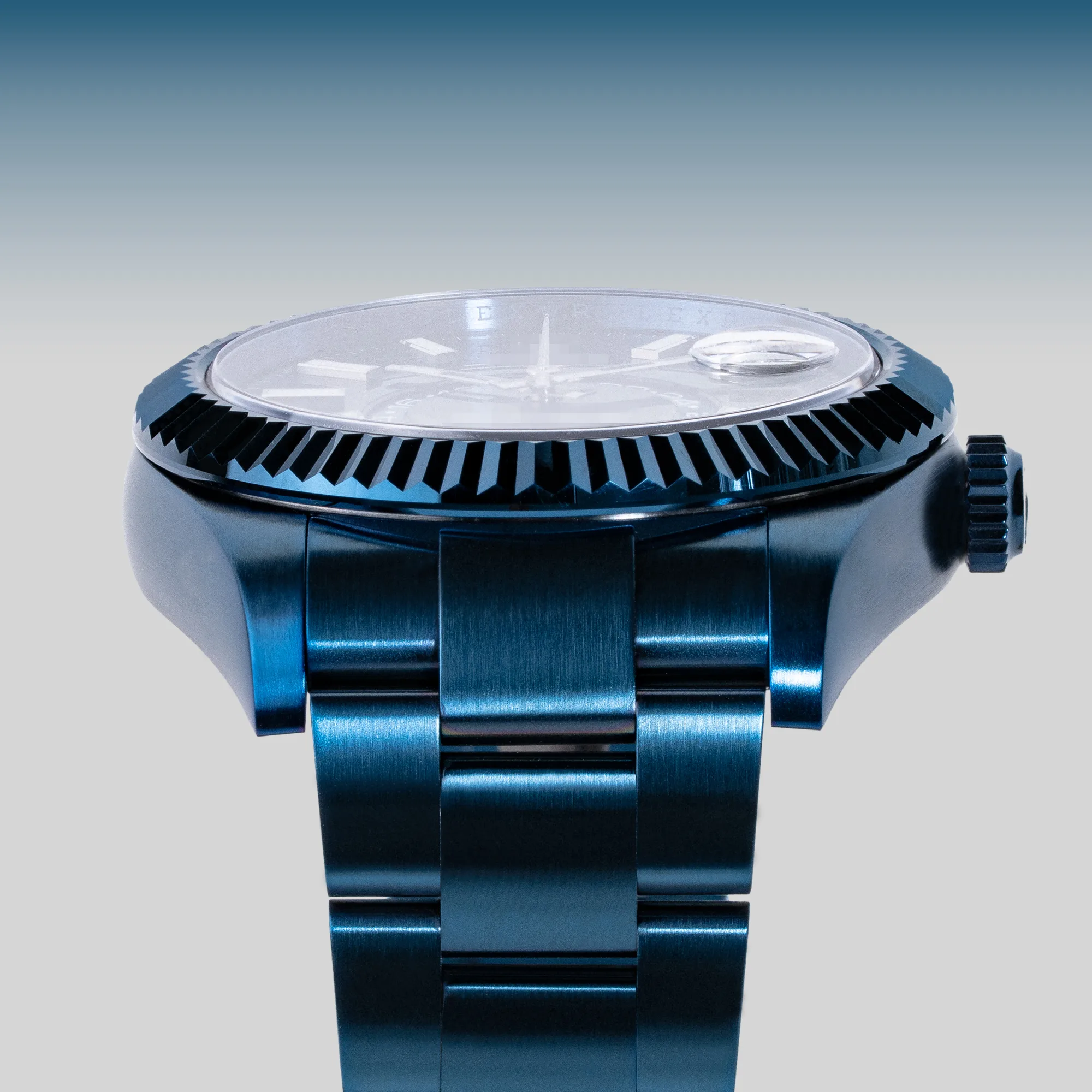 Deep blue DLC bespoke watch with matching case and bracelet — Alter Geneva, Swiss atelier